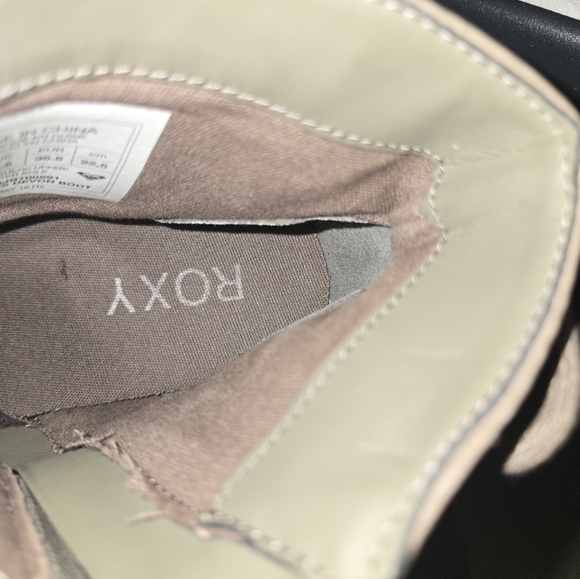 Roxy Devon Charcoal Embossed Ankle Boot Size 5.5 FREE SHIPPING! - Picture 9 of 10